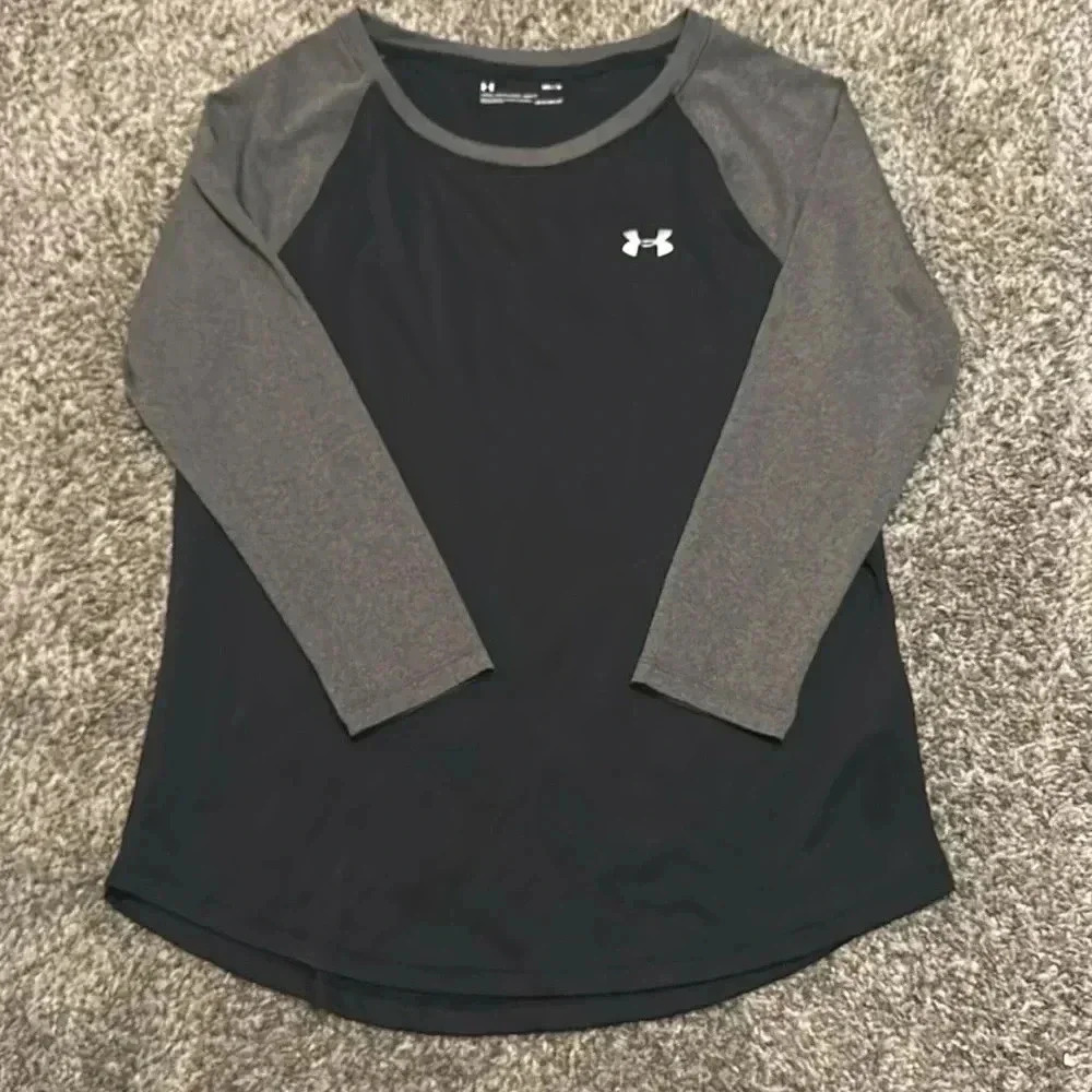 EUC Women’s Under Armour 3/4 Heat-gear - Size Medium